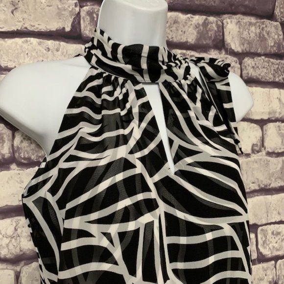 White House Black Market Fully Lined Dress - Picture 2 of 9